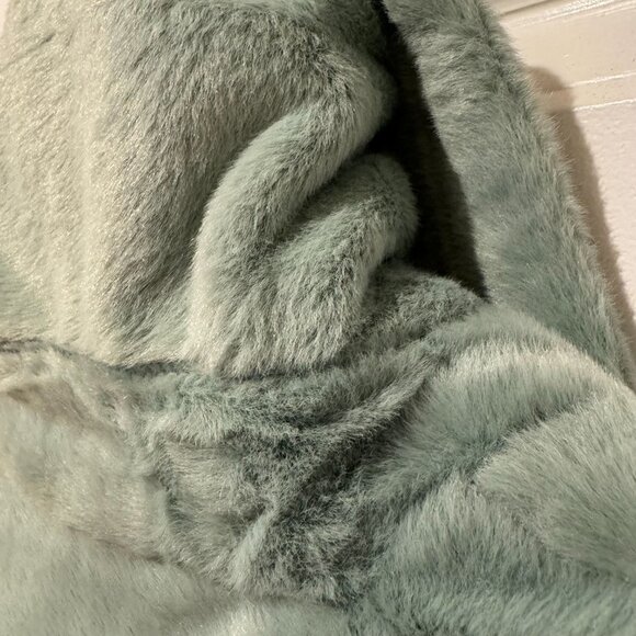 Noize Estelle Women's Pea Coat faux fur in Sage Green - Picture 12 of 13